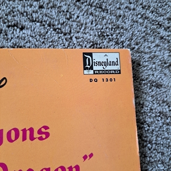 Walt Disney All About Dragons Puff Magic Vintage Vinyl Record Collectible Used - Picture 2 of 12